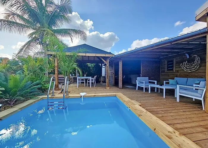 Villa L\'Anjou Creole A Sainte Anne En Guadeloupe Avec Piscine Privee Et 2 Chambres Pour 4 Personnes