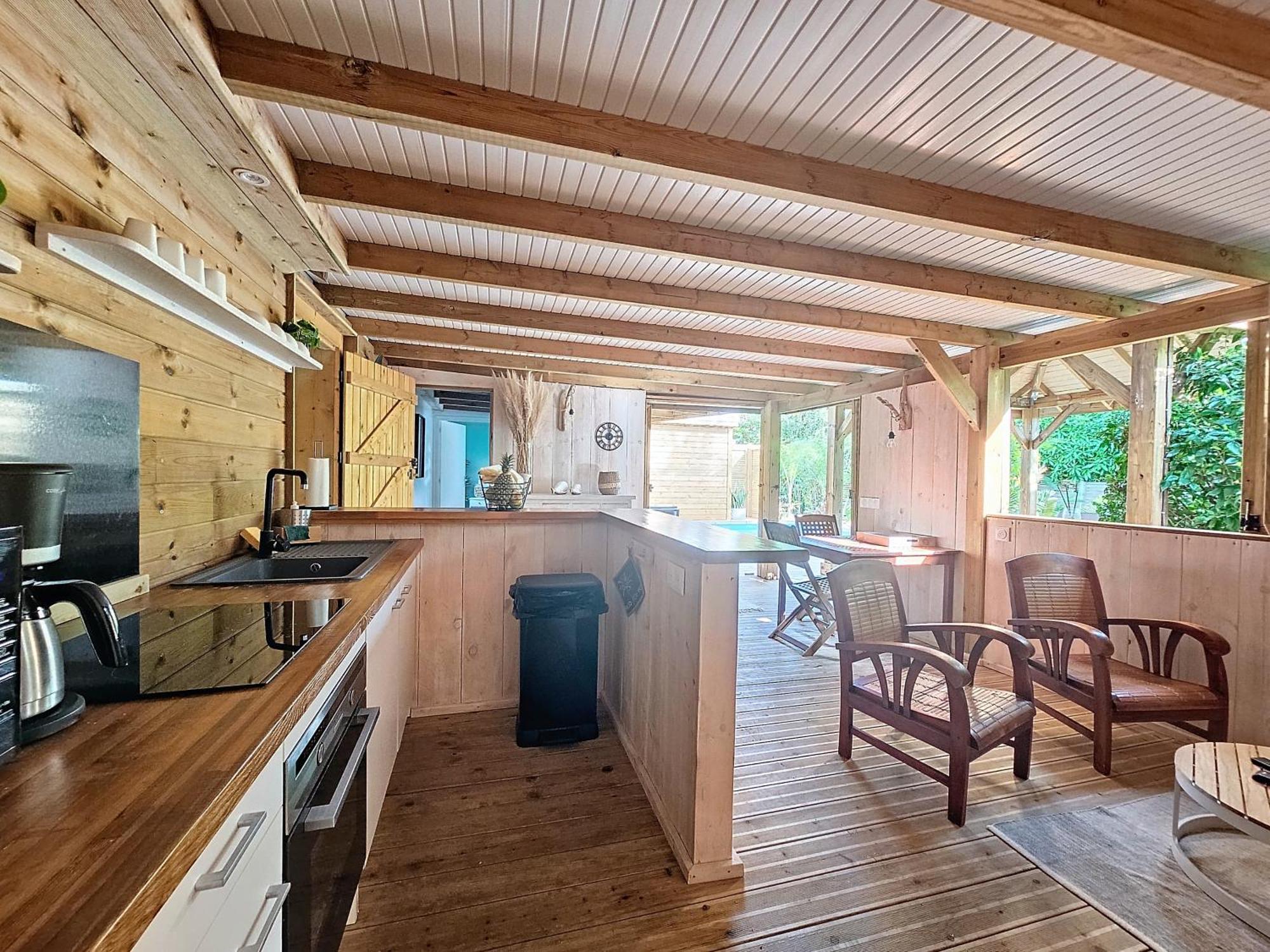 L'anjou Creole A Anne En Guadeloupe Avec Piscine Privee Et 2 Pour 4 Personnes Holiday home